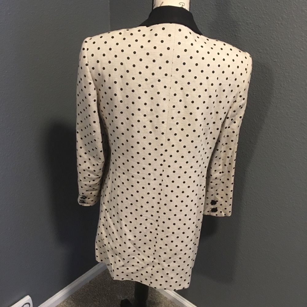 Women’s Blazer - Picture 5 of 7